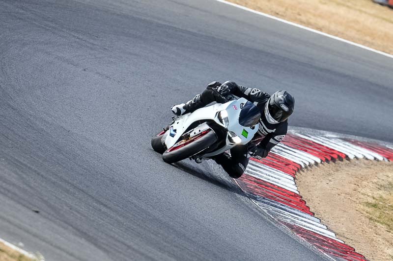 enduro digital images;event digital images;eventdigitalimages;no limits trackdays;peter wileman photography;racing digital images;snetterton;snetterton no limits trackday;snetterton photographs;snetterton trackday photographs;trackday digital images;trackday photos